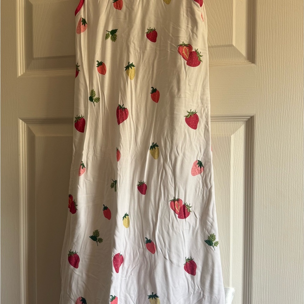 Strawberry Print Bamboo Sleep Sack 0.5 tog - Picture 3 of 7